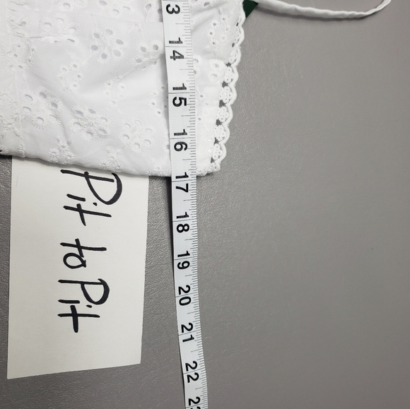 New wild fable white spaghetti strap crop top women's size medium - Picture 9 of 11
